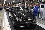 General Motors начинает серийное производство нового седана Chevrolet Cruze на своем заводе в Санкт-Петербурге