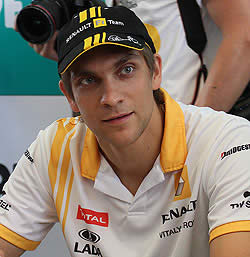 Два пилота Lotus Renault GP примут участие в ''Гонке Звезд'' журнала ''За Рулем''